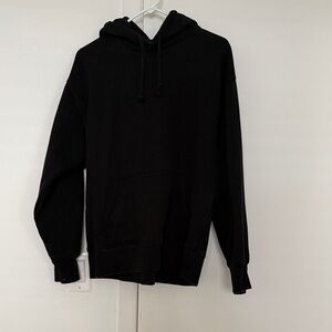 Aritzia TNA Women’s Black Fleece Hoodie